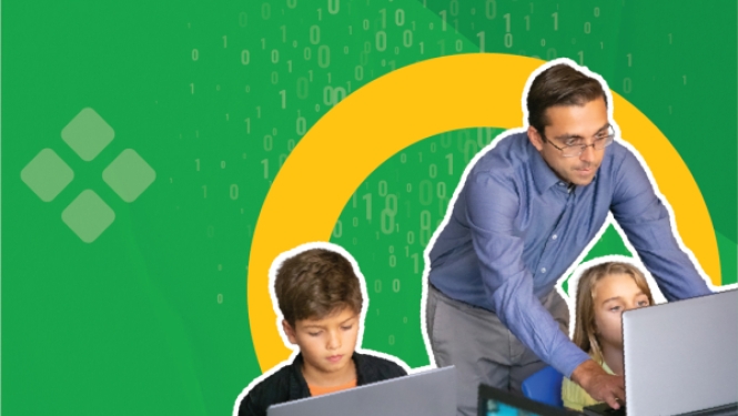 Pedagogs palīdz bērniem lietot datoru